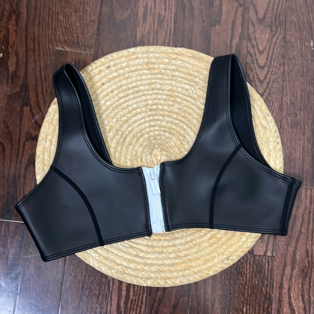 Hoaka Swimwear bikini Top Size Medium